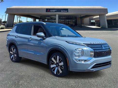 New 2025 Mitsubishi Outlander SEL image 4