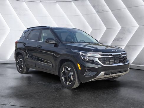 New 2026 Kia Seltos EX image 2