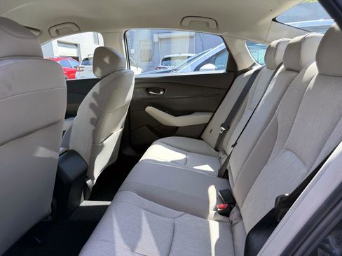 Used 2023 Honda Accord LX image 12