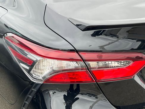 Used 2023 Toyota Camry SE FWD image 20