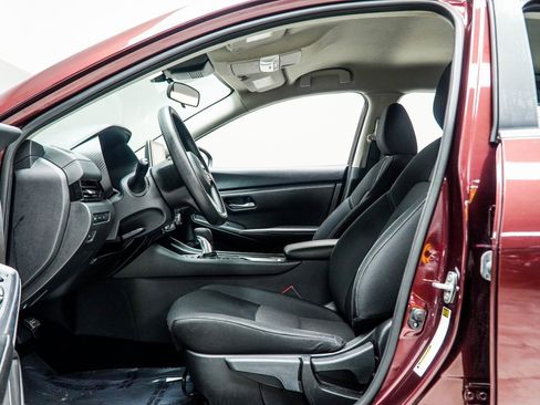 Used 2024 Nissan Sentra SV image 33