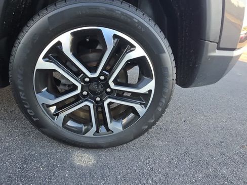 Used 2022 Jeep Compass Limited AWD/4WD image 63