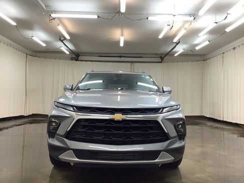 Used 2024 Chevrolet Blazer LT w/ Convenience Package image 11