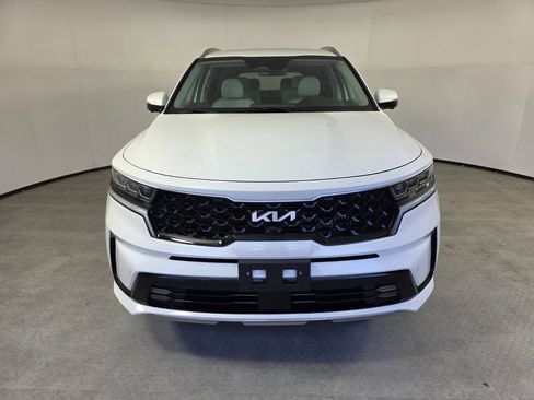 Used 2023 Kia Sorento SX Prestige image 2