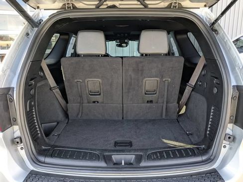 Used 2024 Dodge Durango GT AWD/4WD image 33
