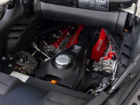 Used 2025 Ferrari SF90 Spider AWD/4WD image 69
