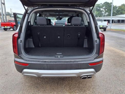 Used 2022 Kia Telluride S image 23