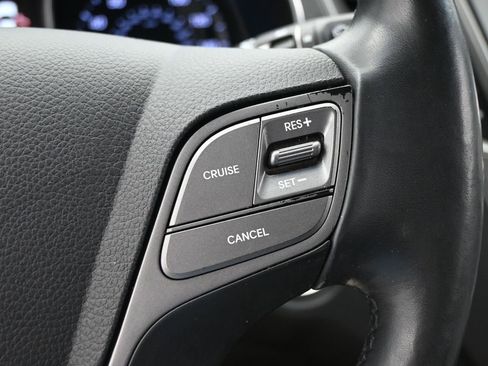 Used 2018 Hyundai Santa Fe Sport image 13