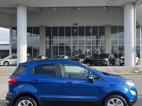 Used 2021 Ford EcoSport SE image 2
