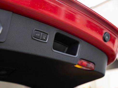 New 2026 Porsche Macan S image 31