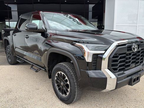 New 2026 Toyota Tundra SR5 AWD/4WD image 2