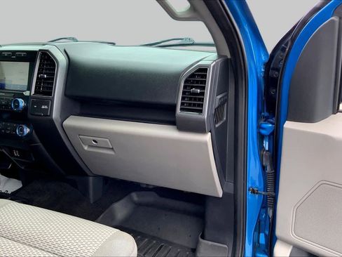 Used 2019 Ford F150 XLT w/ Equipment Group 302A Luxury AWD/4WD image 19