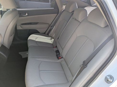 Used 2016 Kia Optima LX FWD image 22