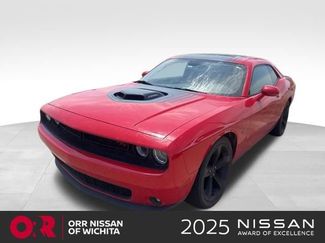 Used 2016 Dodge Challenger R/T RWD video 1
