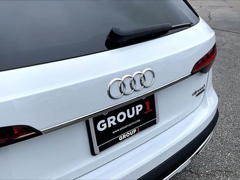 Used 2023 Audi A4 2.0T allroad Premium w/ Convenience Package AWD/4WD image 31