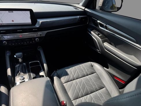 Used 2025 Kia Telluride EX X-Line AWD/4WD image 12