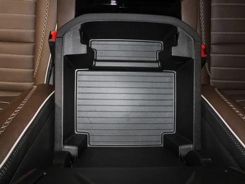 New 2026 GMC Yukon XL Denali Ultimate AWD/4WD image 35