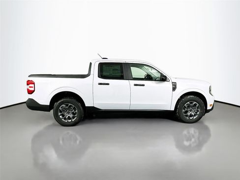 New 2026 Ford Maverick XLT w/ XLT Luxury Package image 8