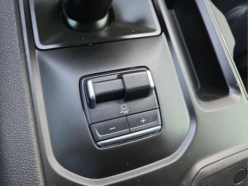 Certified 2024 GMC Sierra 1500 AT4 w/ Technology Package image 20