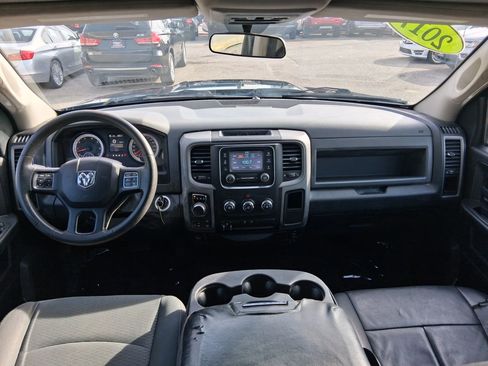 Used 2017 RAM 1500 Express w/ Black Ram 1500 Express Group image 14