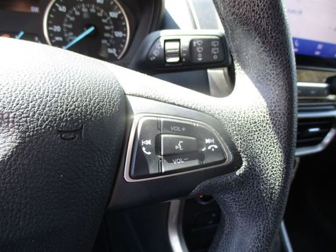 Used 2021 Ford EcoSport SE image 15