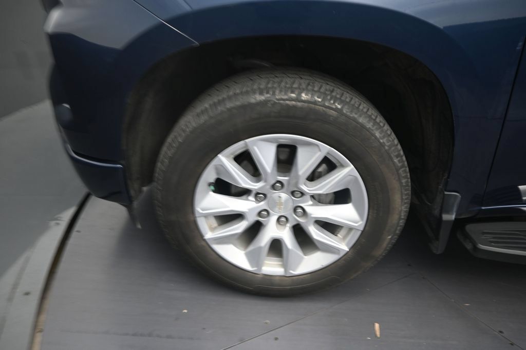 Used 2022 Chevrolet Silverado 1500 Custom RWD image 9