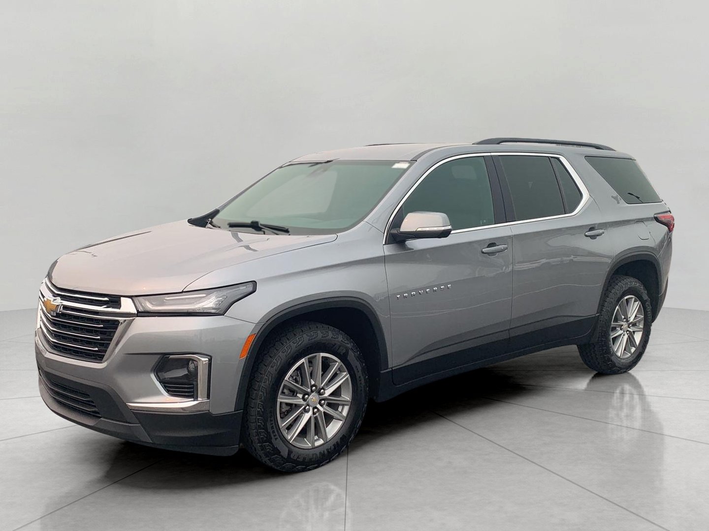 Used 2023 Chevrolet Traverse LT w/ Rear Camera Mirror Package AWD/4WD image 4