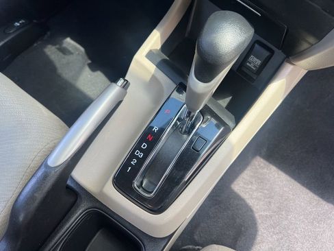 Used 2013 Honda Civic LX image 21