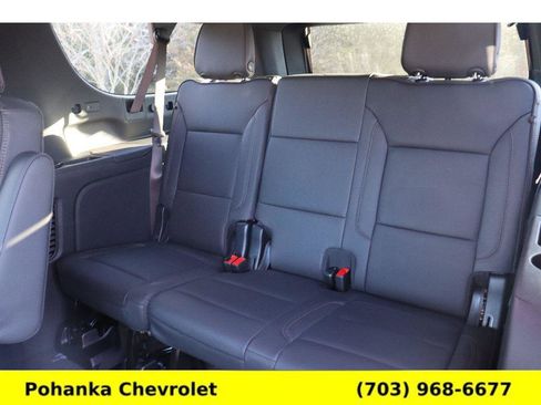 New 2026 Chevrolet Suburban High Country image 28