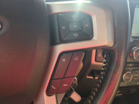 Used 2017 Ford F250 Lariat image 50