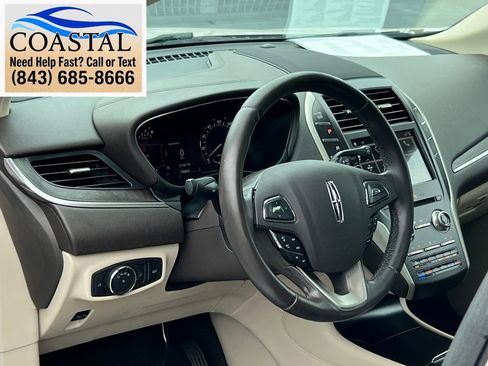 Used 2019 Lincoln MKC Reserve w/ MKC Climate Package FWD image 7