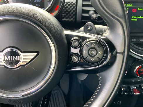 Used 2018 MINI Cooper S image 23