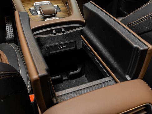 Used 2024 Mercedes-Benz GLE 53 AMG 4MATIC Coupe image 60