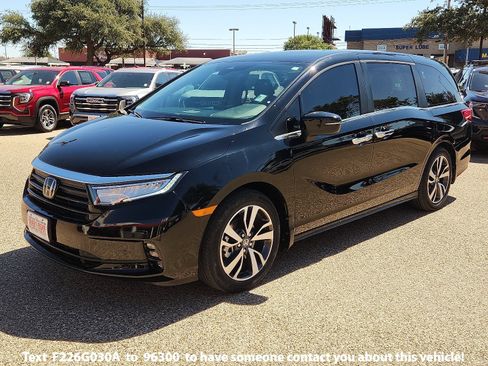 Used 2024 Honda Odyssey Touring image 1