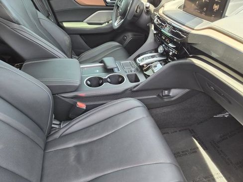 Certified 2022 Acura MDX w/ Technology Package FWD image 14