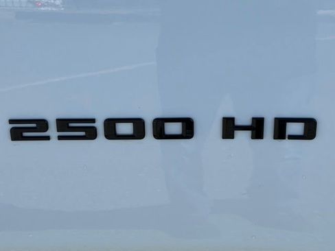 Used 2023 Chevrolet Silverado 2500 Custom w/ Custom Convenience Package image 19