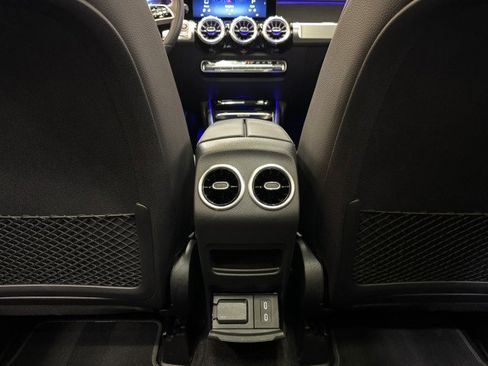 Certified 2025 Mercedes-Benz GLB 250 image 16