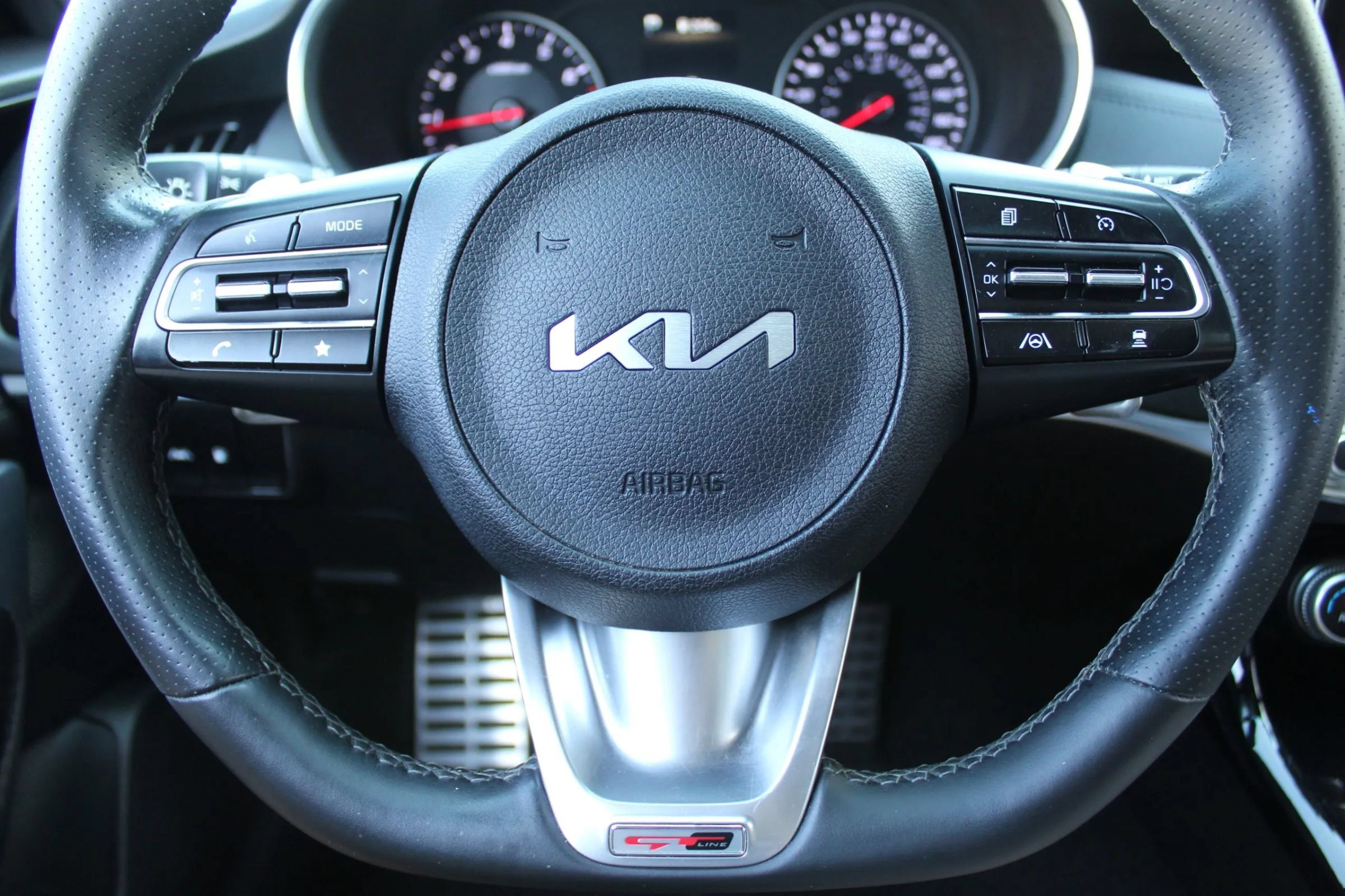 Used 2022 Kia Stinger GT-Line w/ Sun & Sound Package AWD/4WD image 14