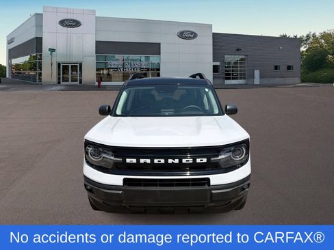Used 2022 Ford Bronco Sport Outer Banks w/ Tech Package AWD/4WD image 3