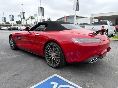 Used 2020 Mercedes-Benz AMG GT Roadster image 3