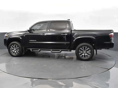 Used 2020 Toyota Tacoma Limited image 2