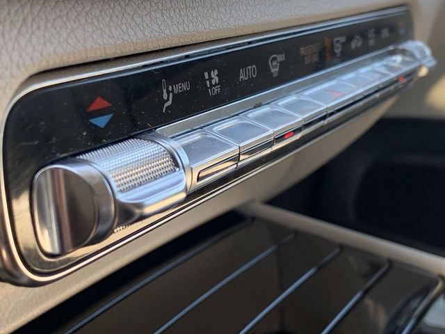 Used 2020 Mercedes-Benz GLE 350 4MATIC image 30
