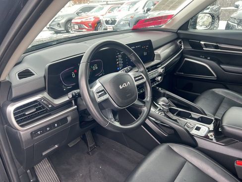 Certified 2023 Kia Telluride S w/ S Sunroof Package image 6