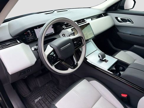 Used 2024 Land Rover Range Rover Velar S image 9