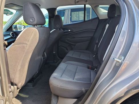 Certified 2024 Chevrolet Trax LS FWD image 11