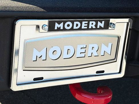 Used 2025 Jeep Wrangler Unlimited Rubicon AWD/4WD image 27