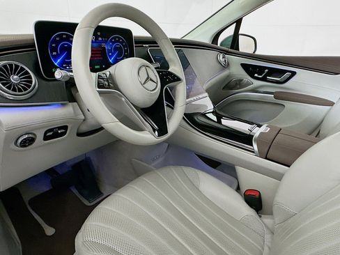 Used 2023 Mercedes-Benz EQS 450+ SUV image 7