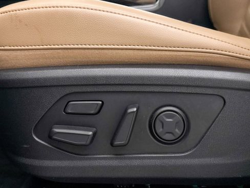 Certified 2024 Kia Sorento SX Prestige w/ Olive Brown Leather Package image 29