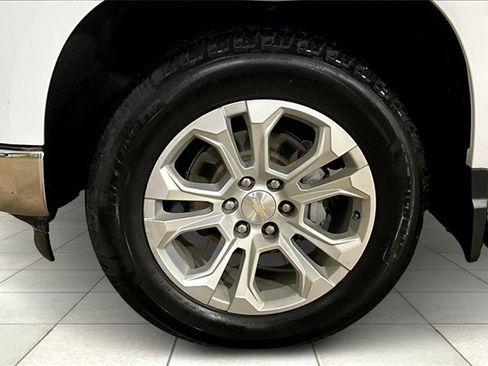 Used 2022 Chevrolet Silverado 1500 LTZ image 10