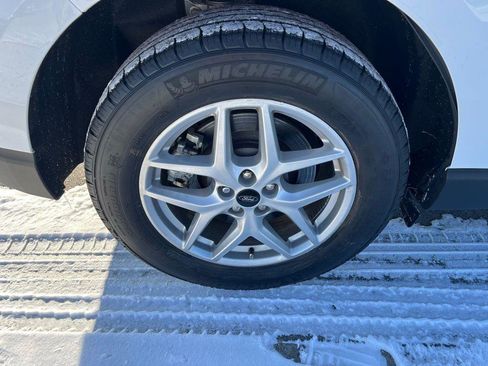 Used 2023 Ford Edge SEL w/ Convenience Package image 11